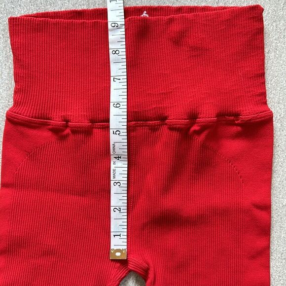NEW Free People Movement Happiness Runs 5-inch Red Bike Sculpting Shorts XS/S - Picture 7 of 9